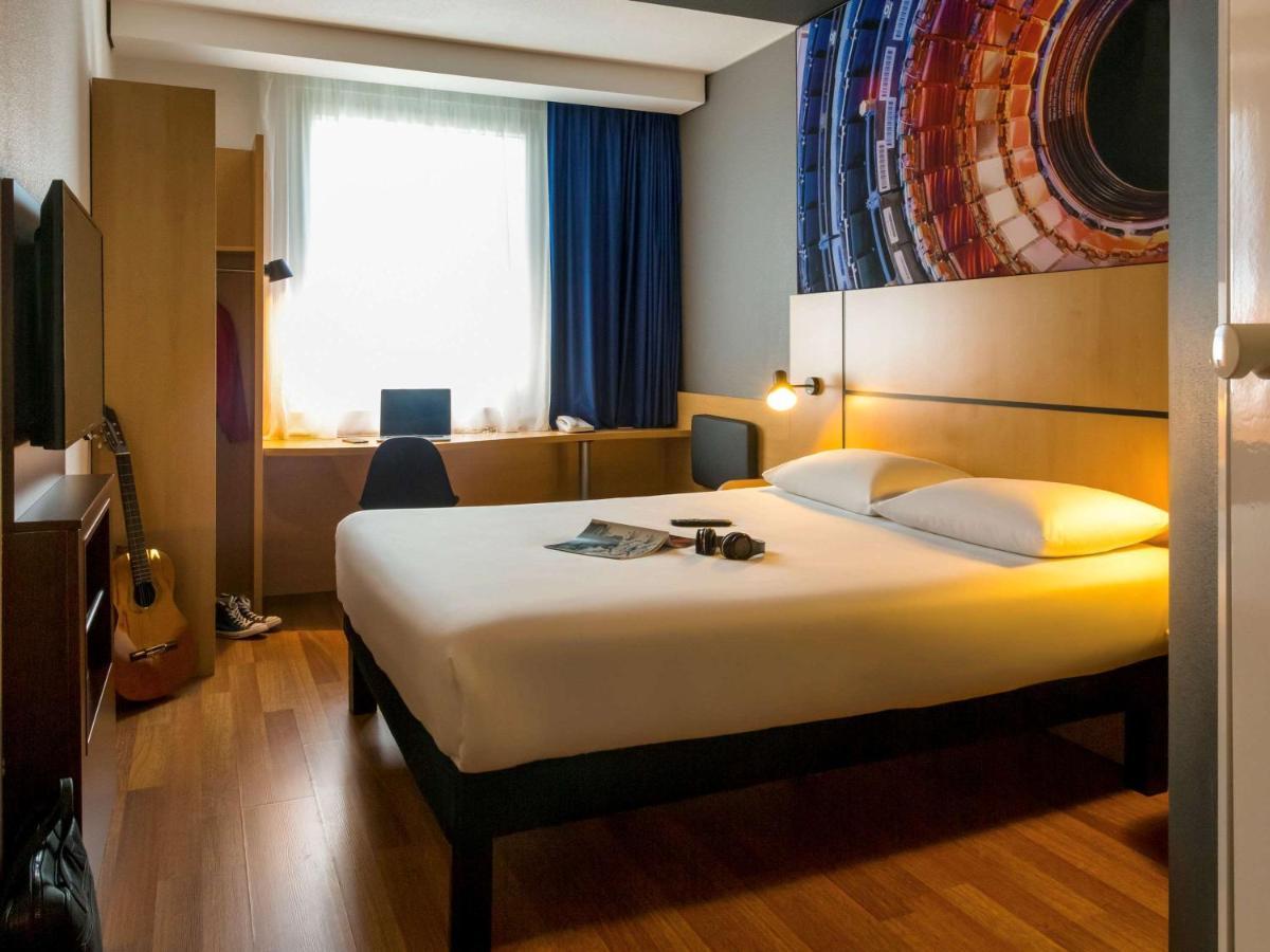 Ibis Geneve Petit Lancy Hotel Екстериор снимка